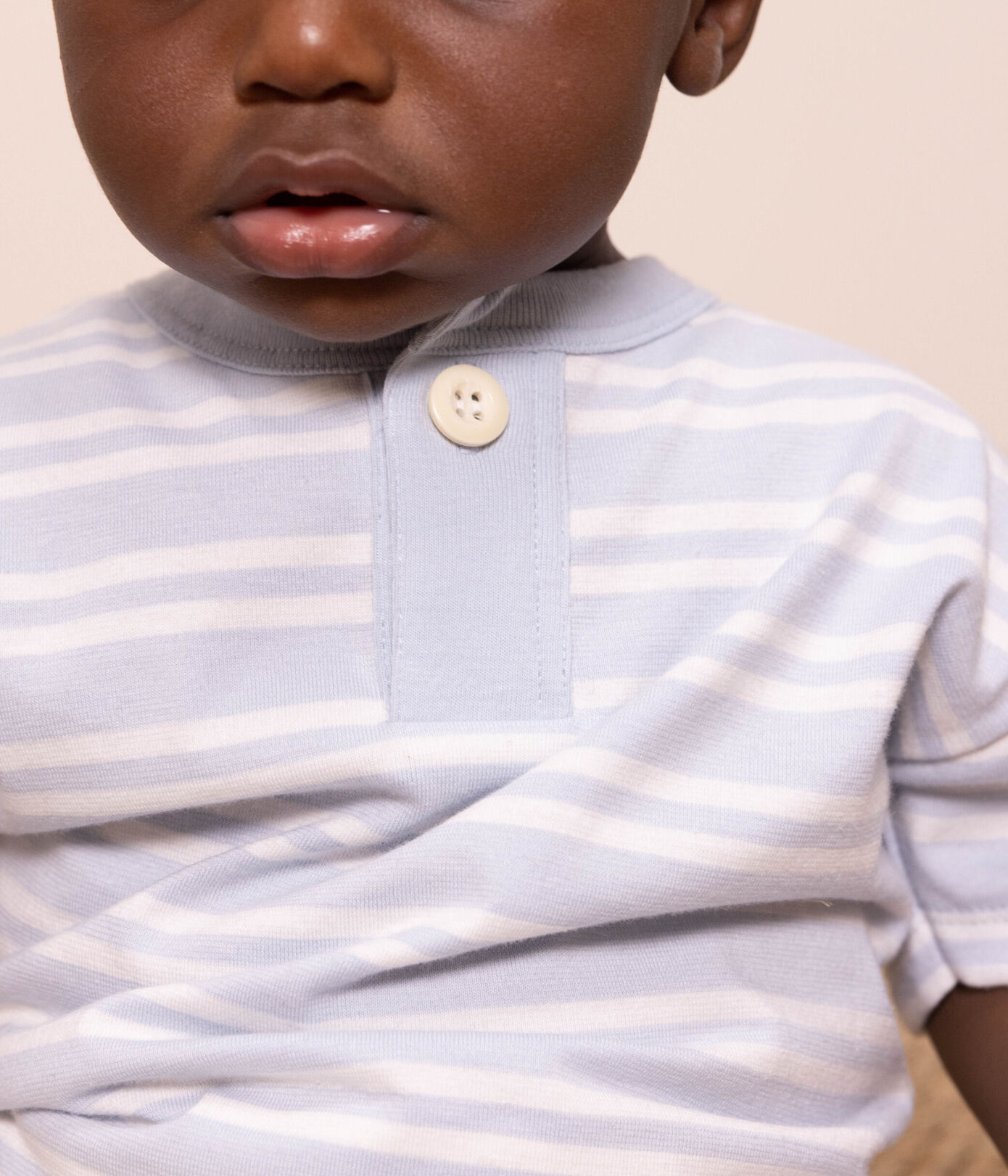 Tee-shirt manches courtes bébé en jersey rayé