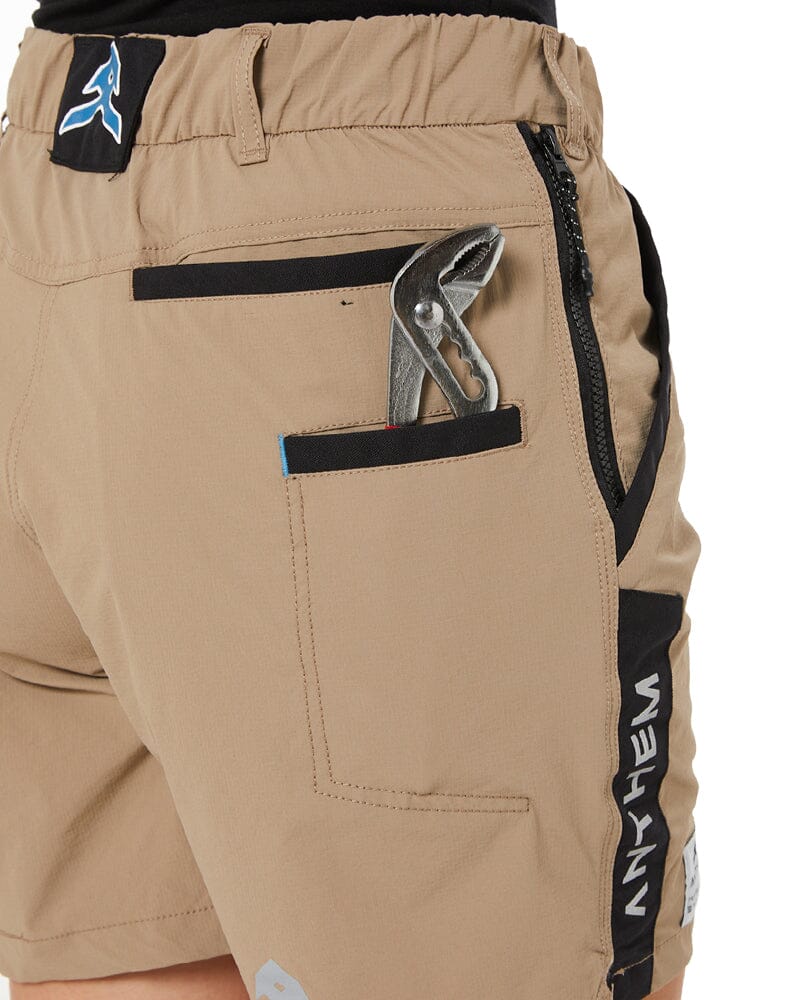 Womens Triumph Short - Khaki