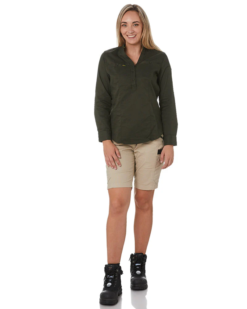 Womens Flex and Move Cargo Short - Stone