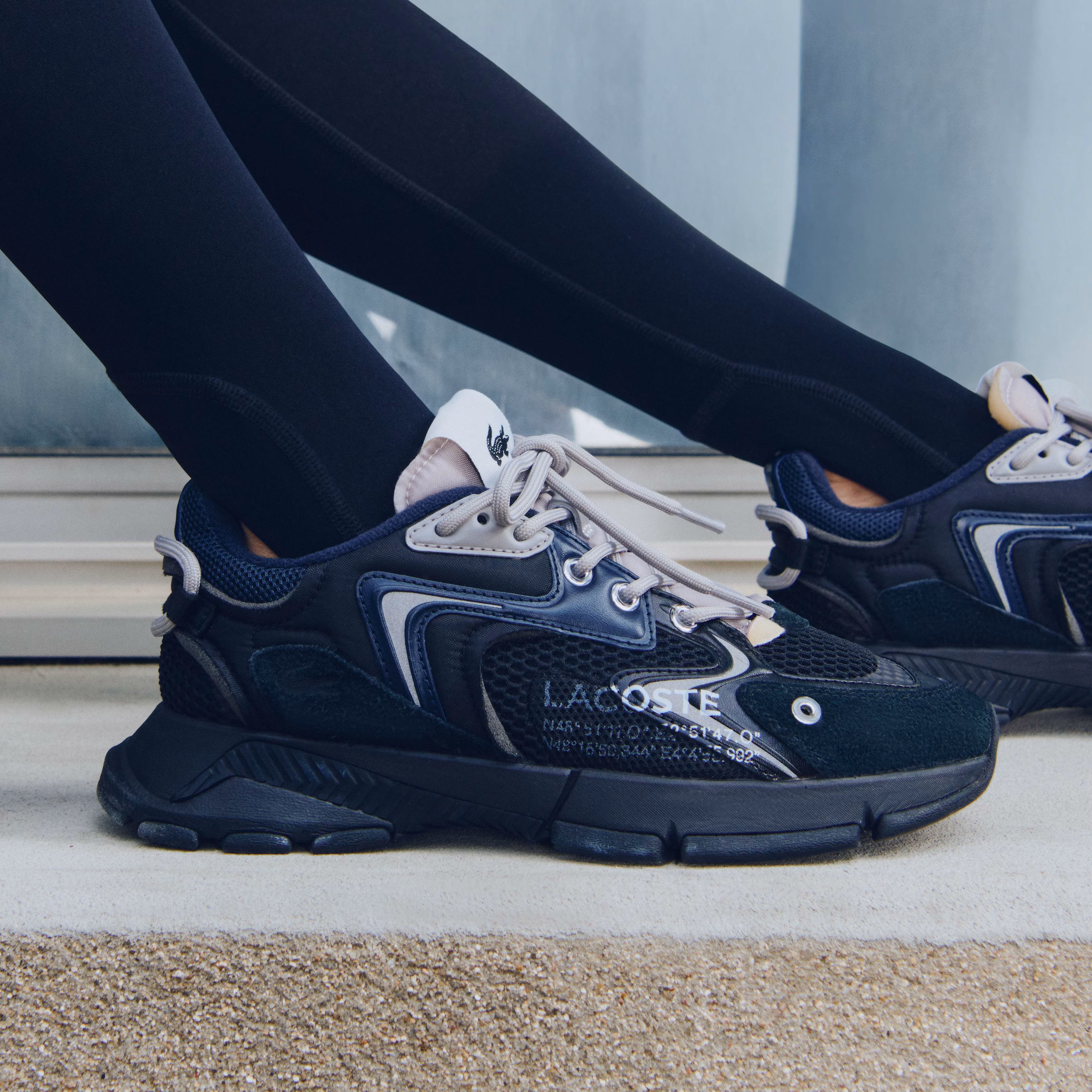 Women's L003 Neo Sneakers