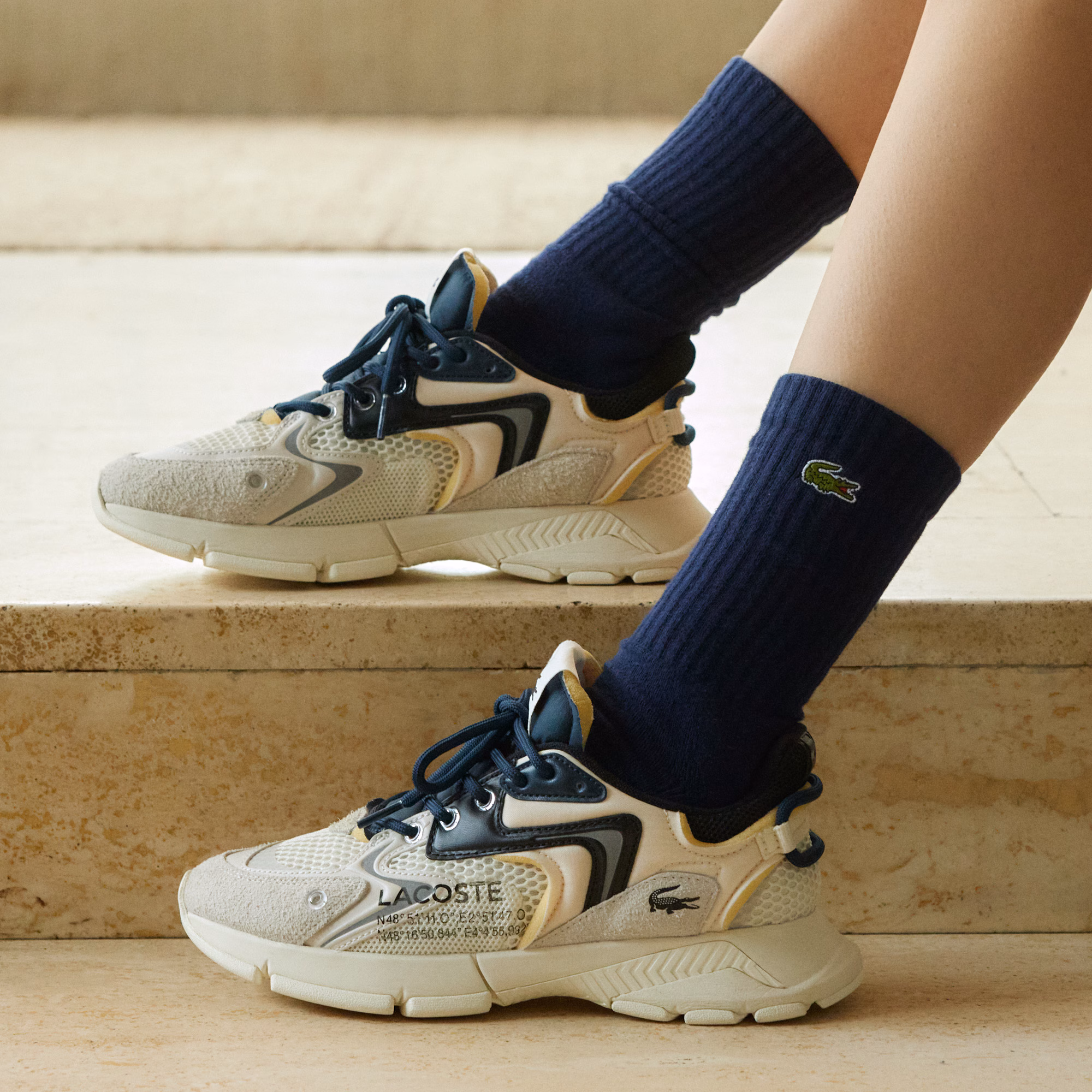 Women's L003 Neo Sneakers