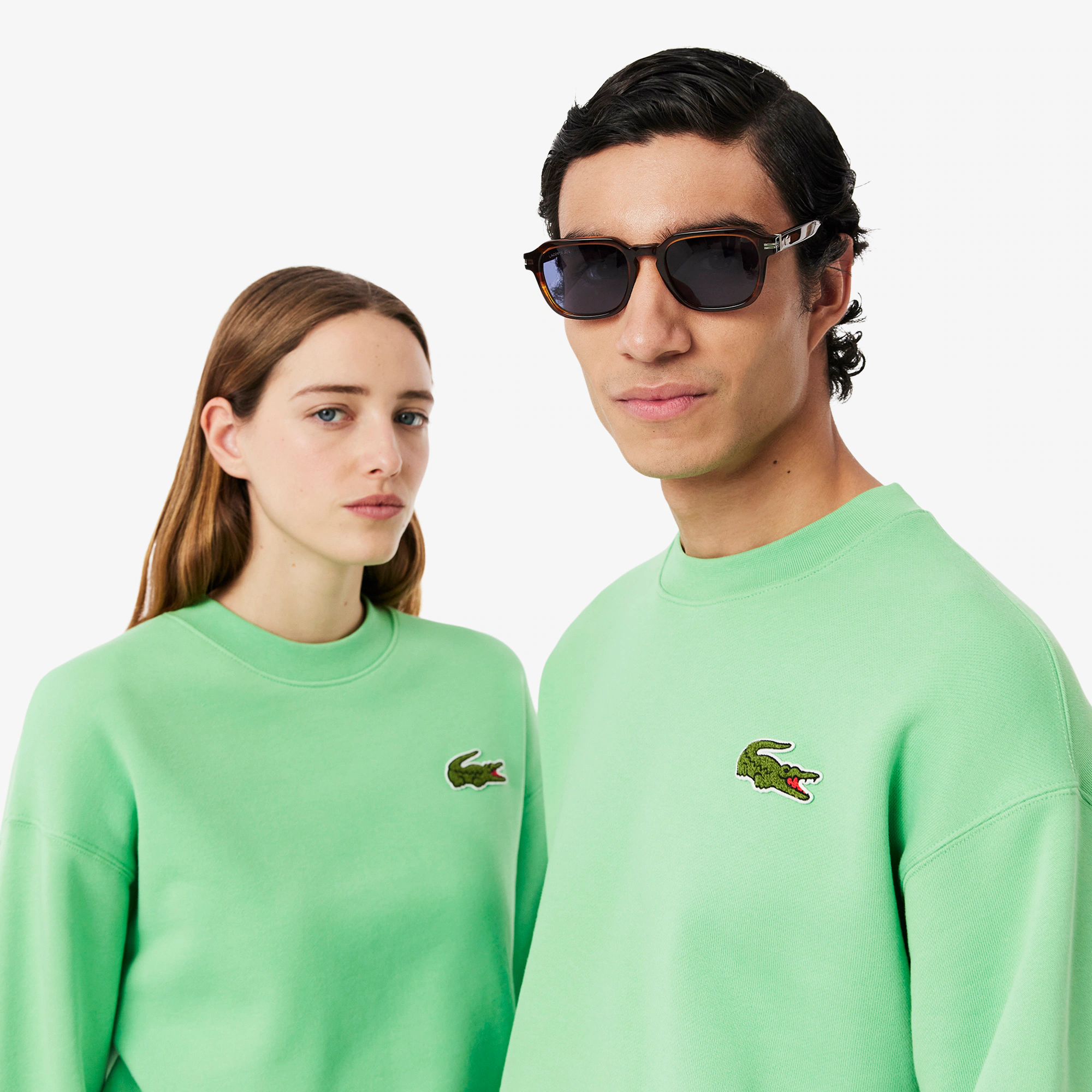 Unisex Loose Fit Badge Accent Fleece Sweatshirt