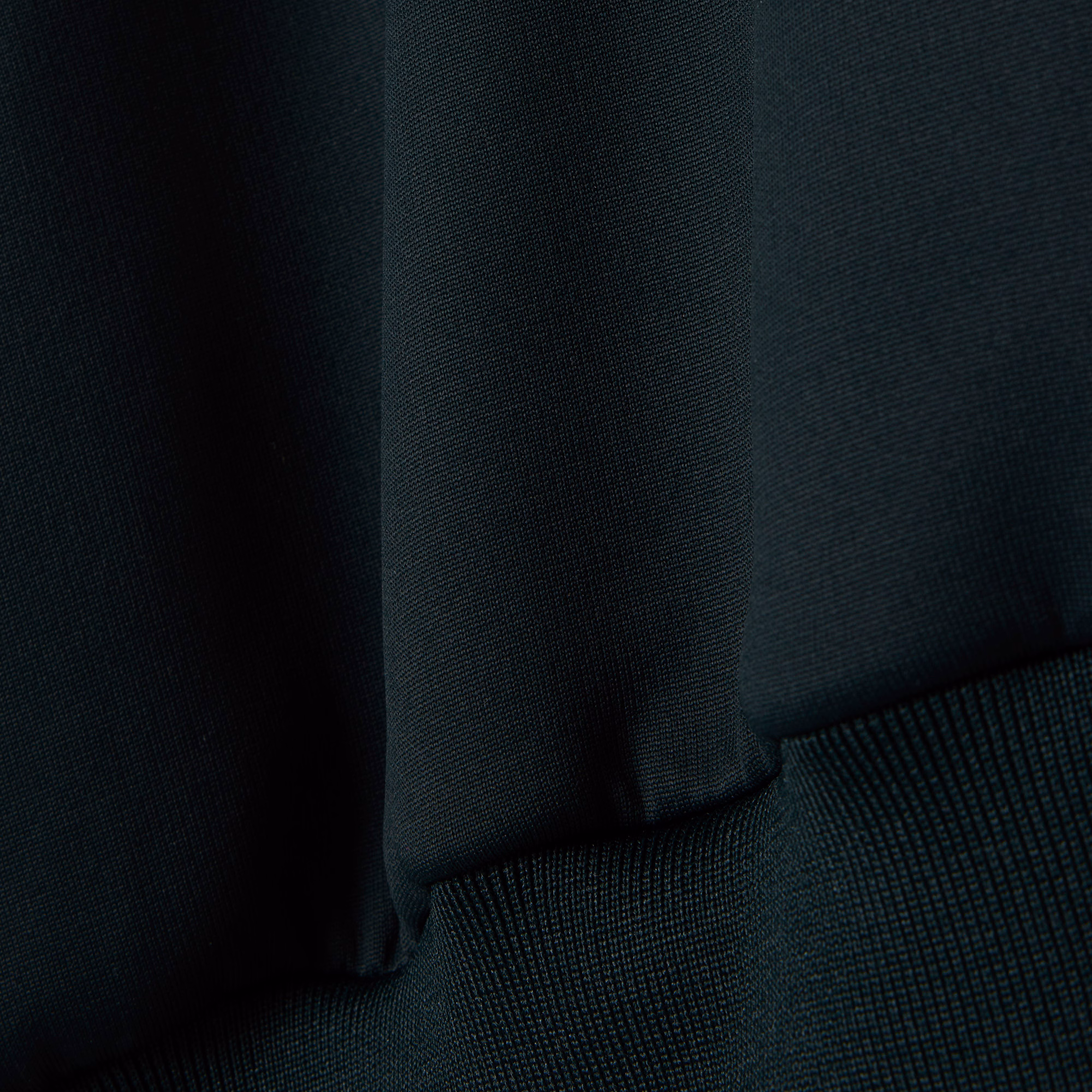 Runway Polo Shirt Collar Badge Accent Sweatshirt