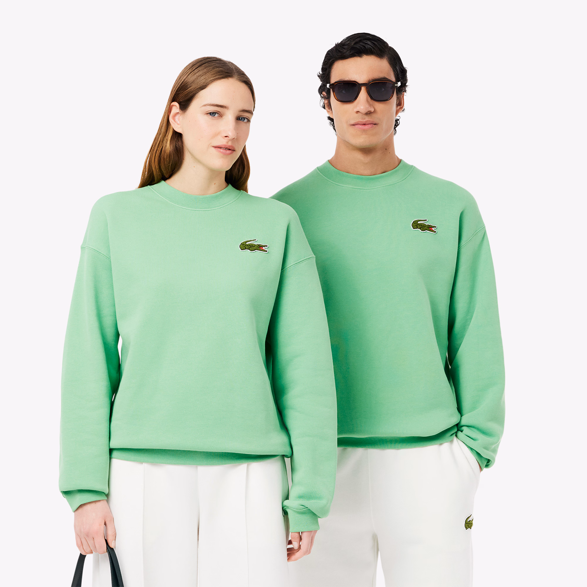 Unisex Loose Fit Badge Accent Fleece Sweatshirt