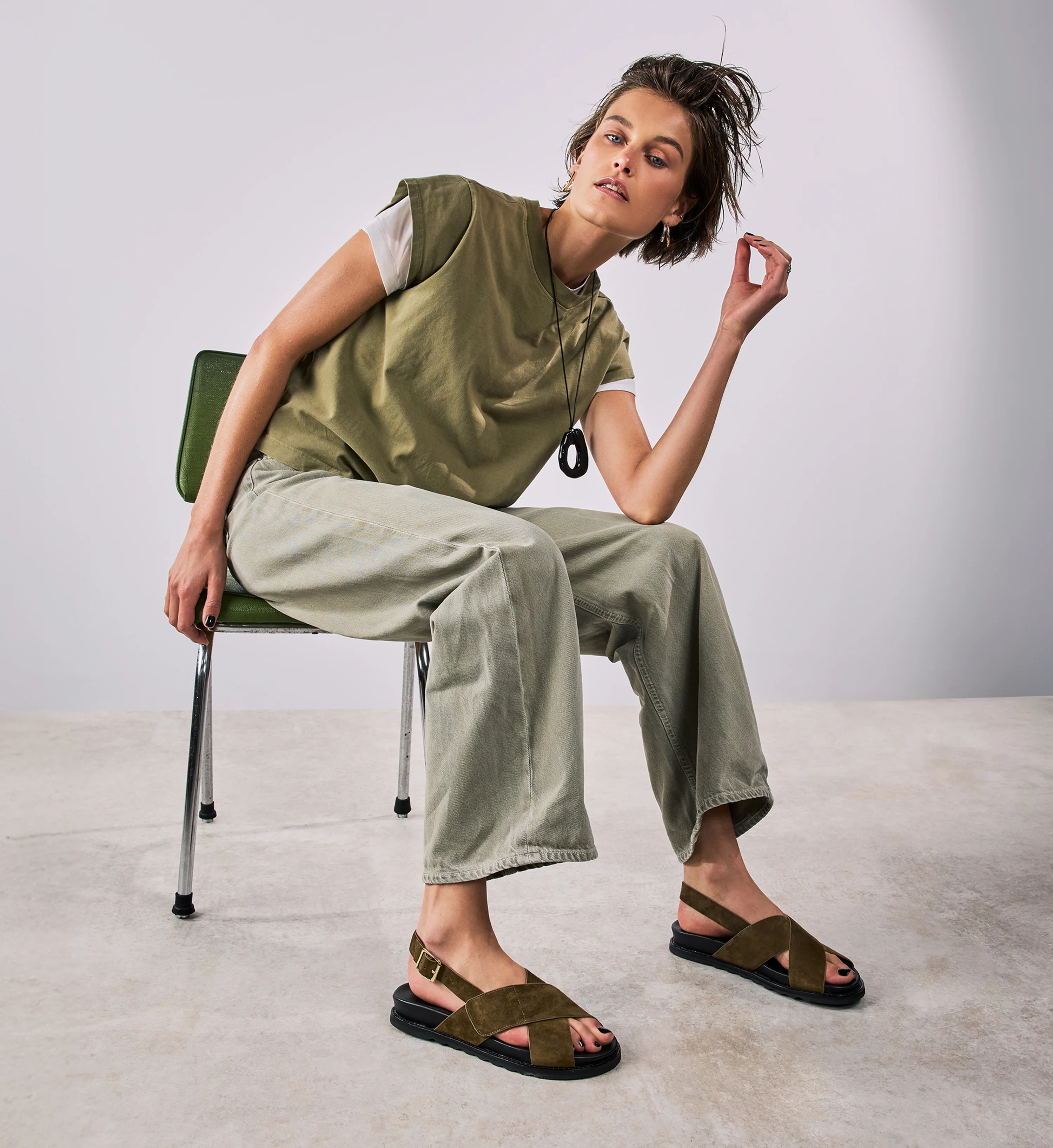 Lari Olive Green Suede Chunky Sandals