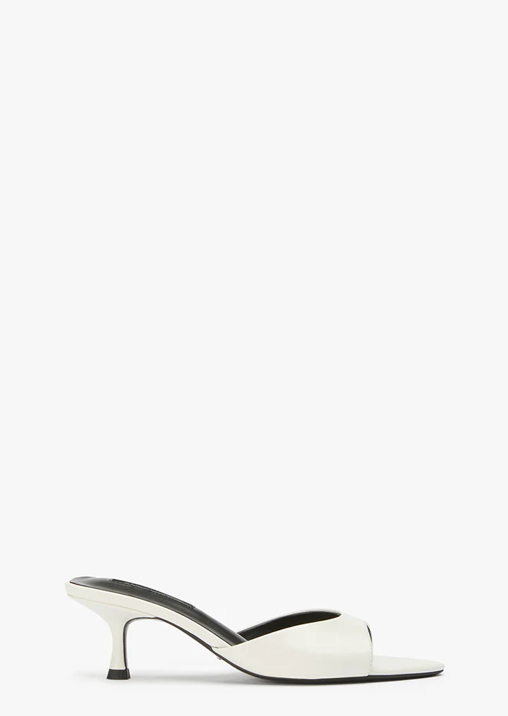 Fluke White Hi Shine