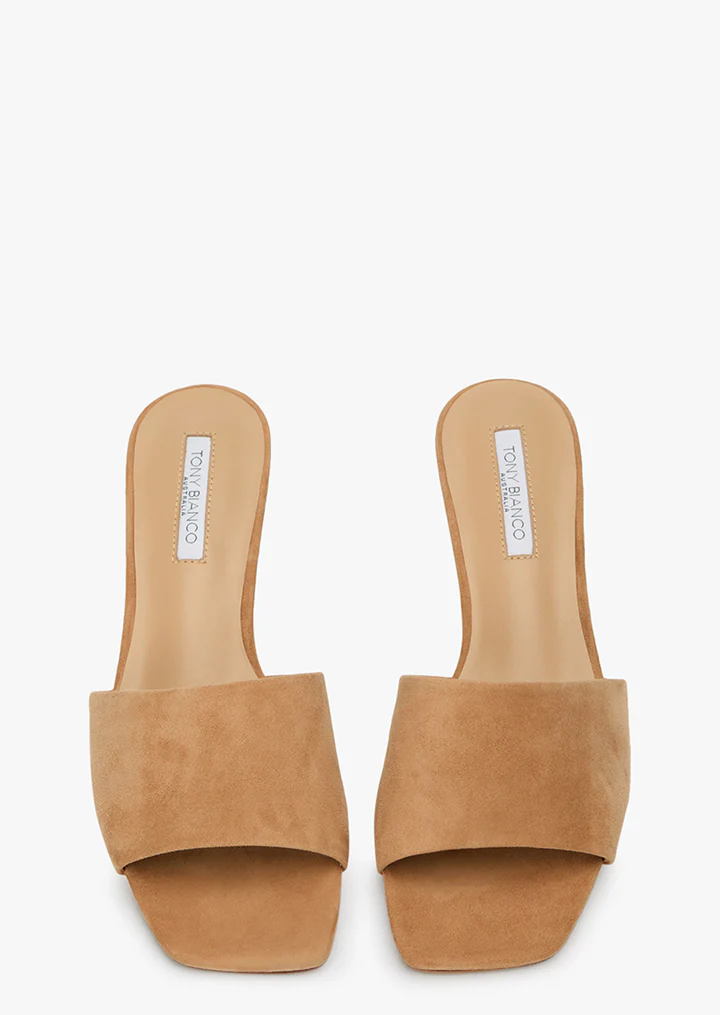 Tate Wheat Suede