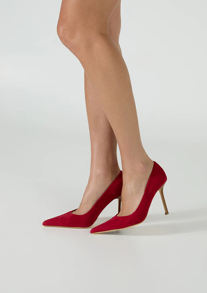 Niki Scarlet Suede