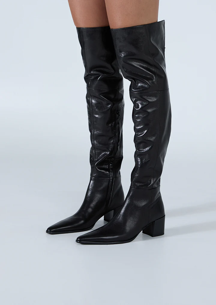 Evelyn Black Vintage