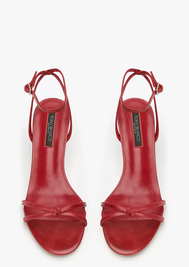 Rusky Scarlet Vintage