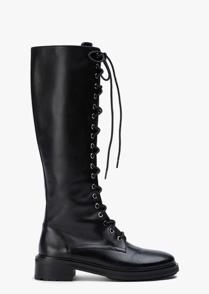 Hurricane Black Como