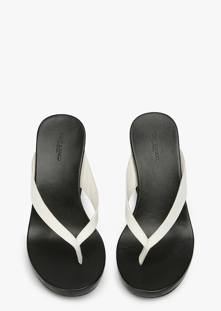 Avanti Milk Capretto/Black Suede