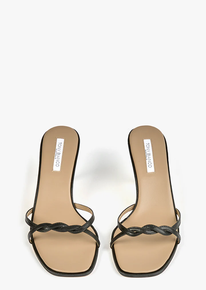 Amelia Black Vintage