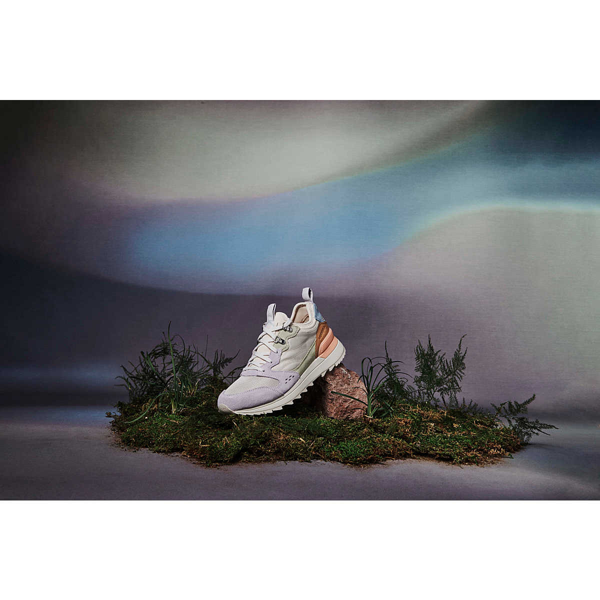 Women's Alpine 83 Sneaker Recraft