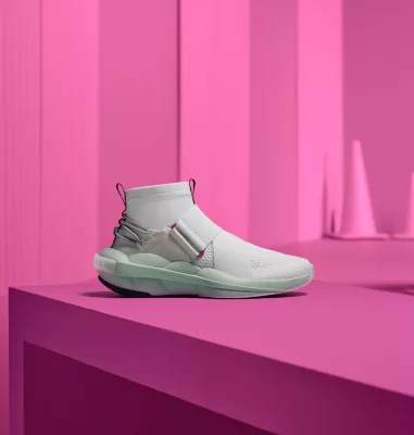 Women's Explorer™ Defy Mid Sneaker