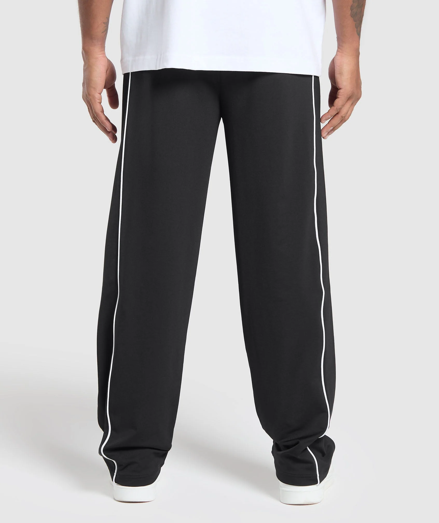 Recess Straight Leg Pant