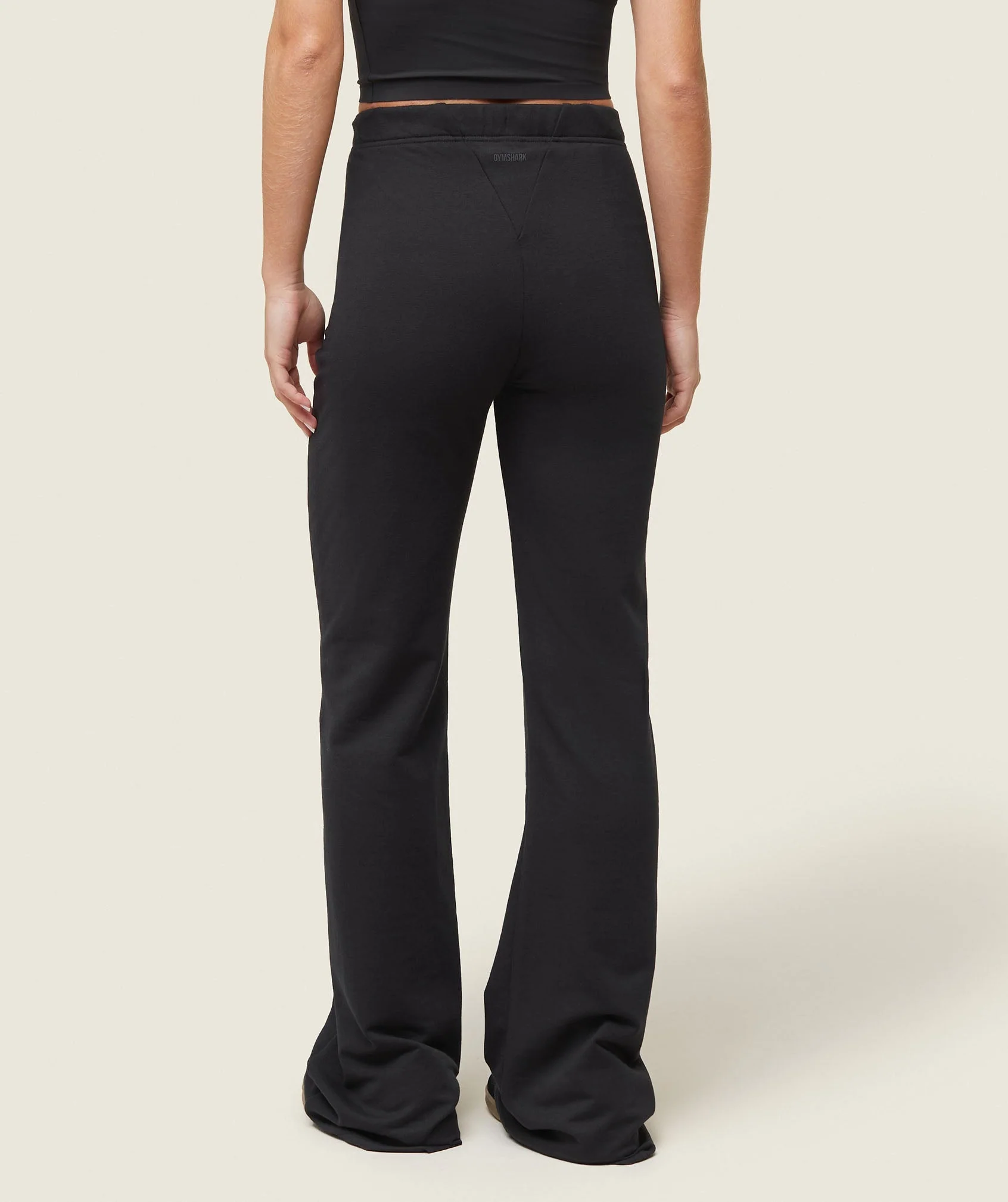 everywear Lightweight Fitted Flared Sweatpants