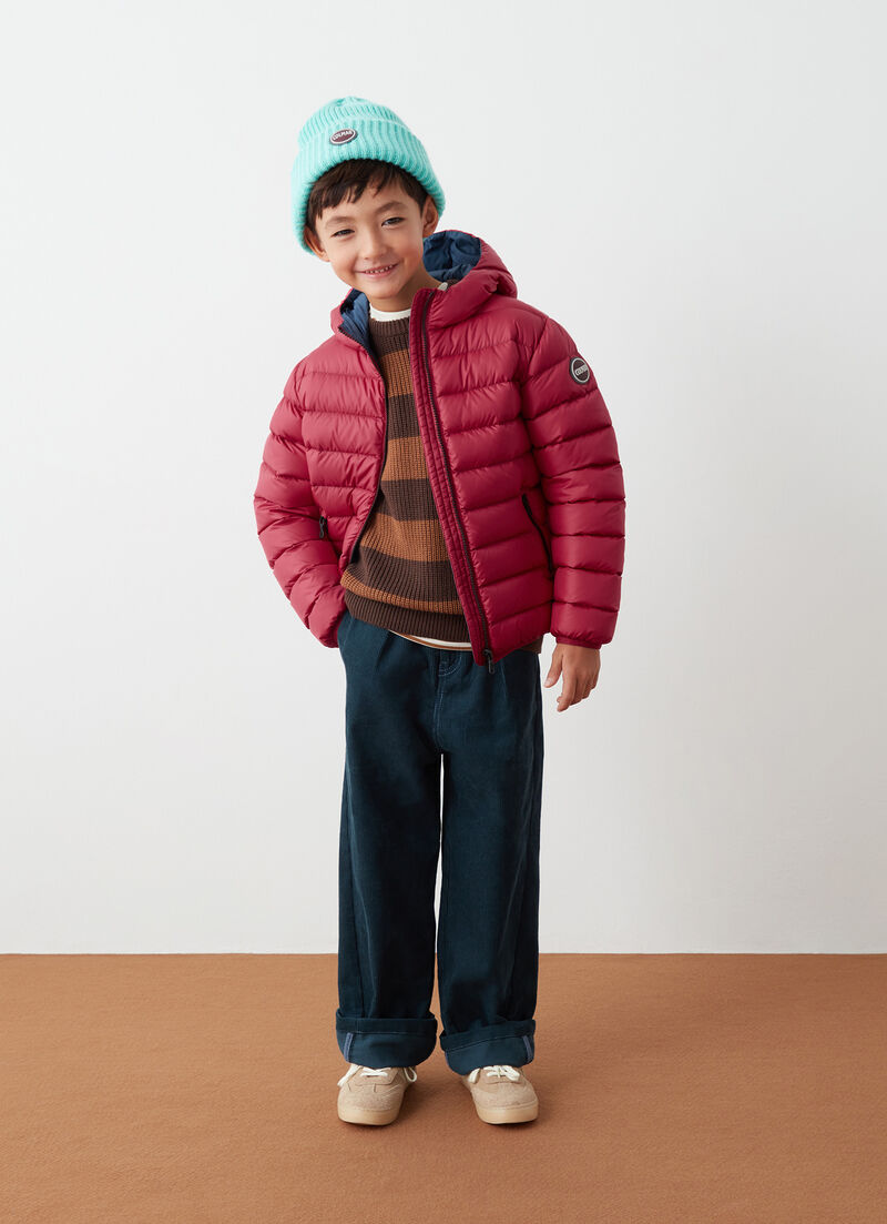 Sporty down jacket with fixed hood