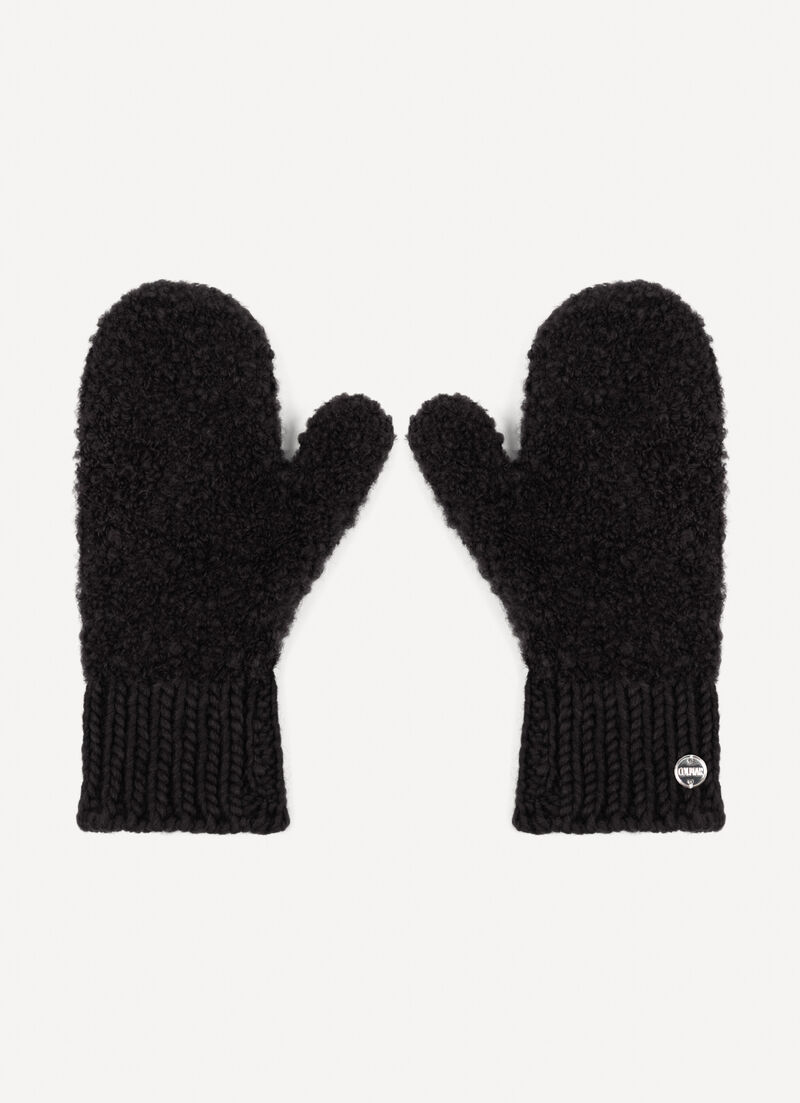 Bouclé yarn mittens