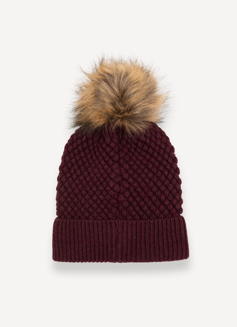 Unisex hat with faux fur pom-pom