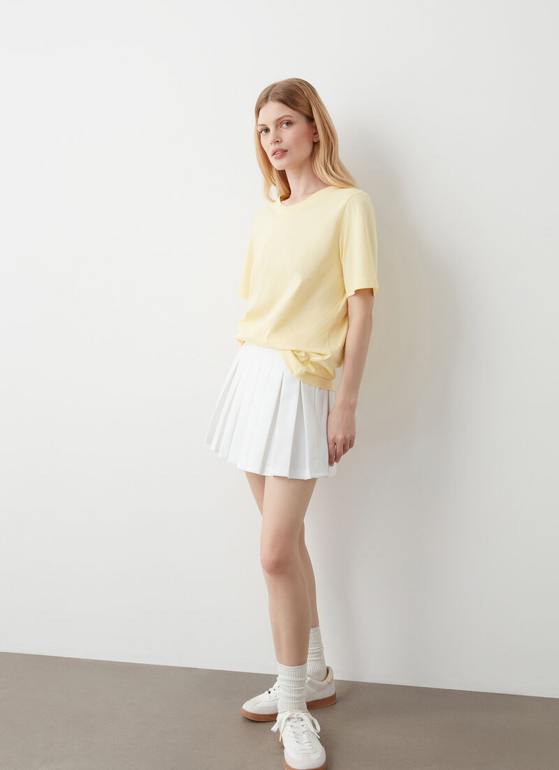 Solid colour t-shirt