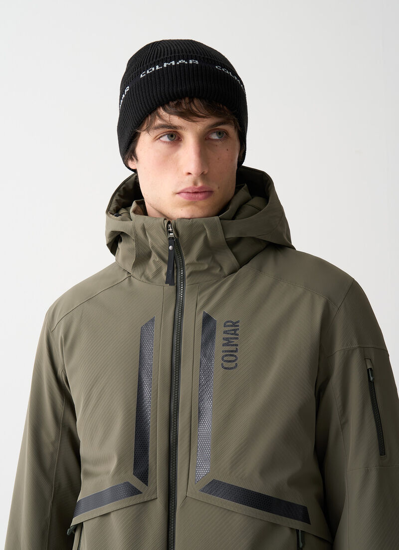 Attitude 3D ski jacket with seamless balaclava