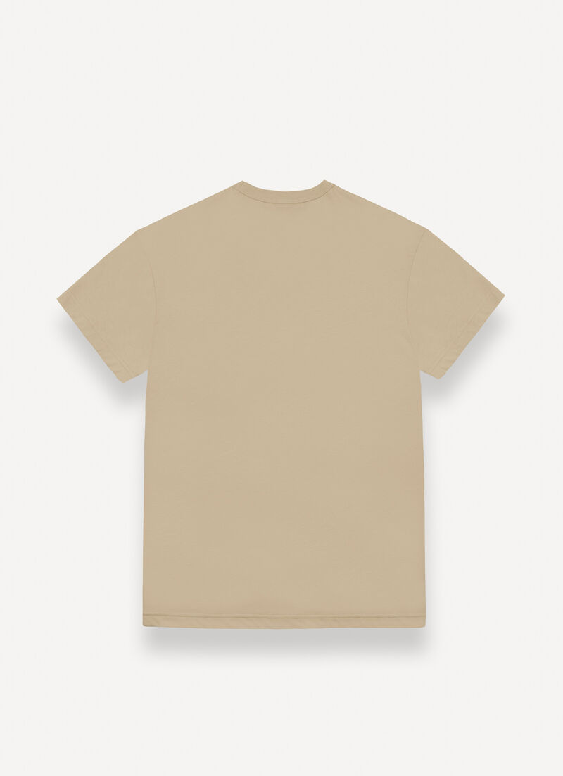 T-shirt with nylon pocket