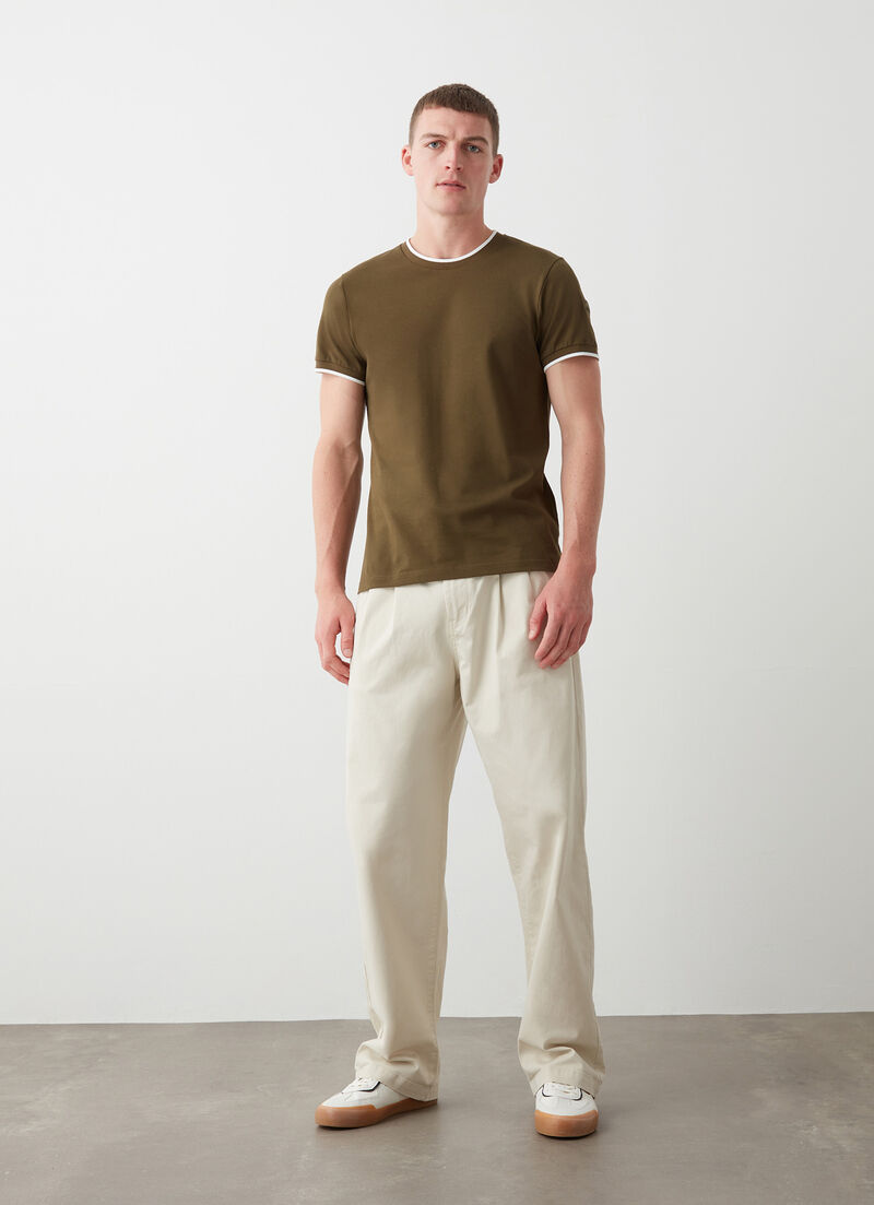 Piqué T-shirt with contrasting stripe