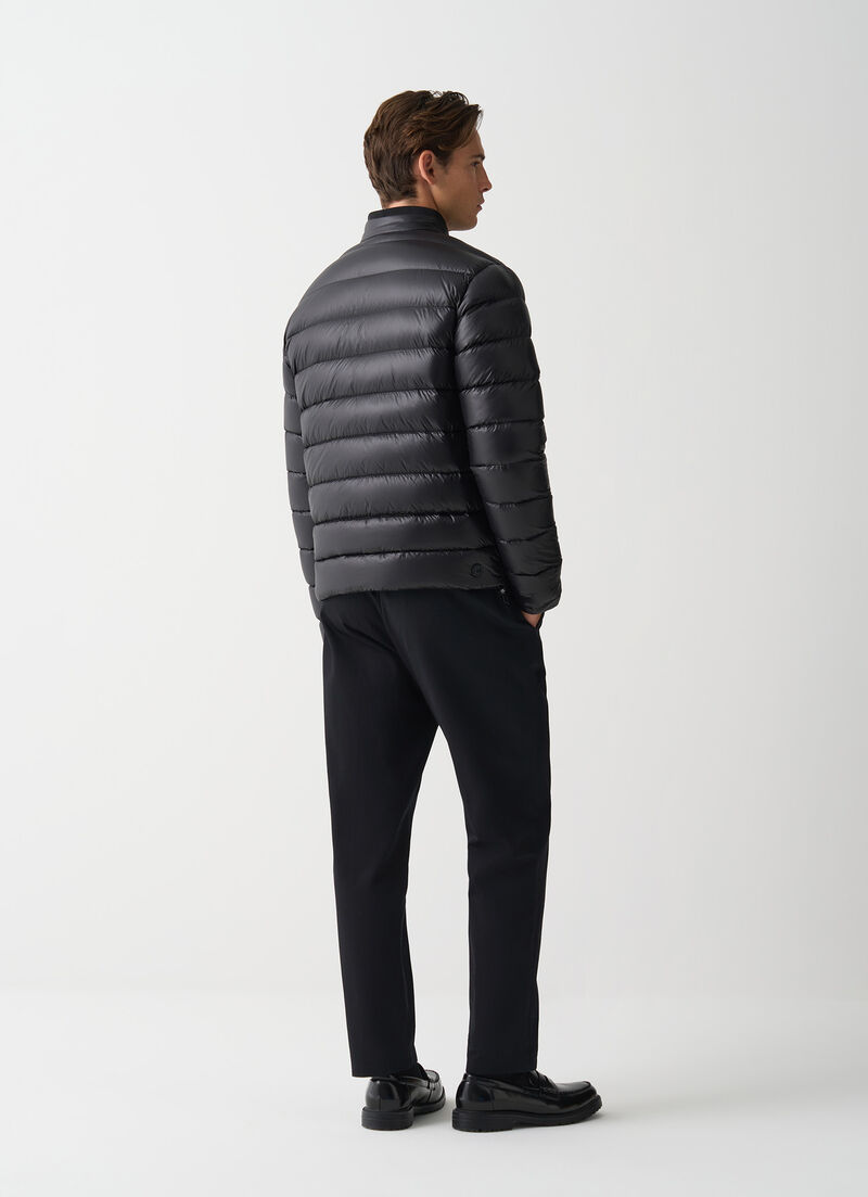 Glossy down jacket with multiple pockets