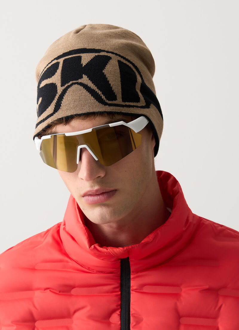 Men's reversible hat with jacquard print