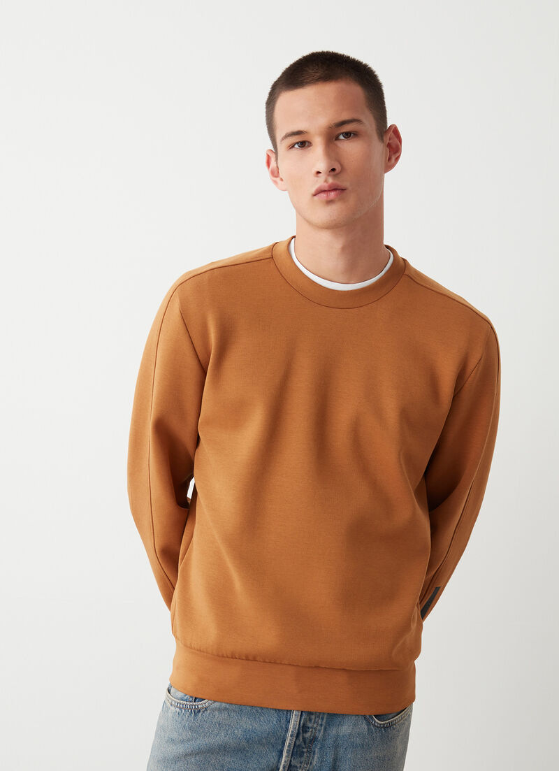 Round-neck sweatshirt with logo tape