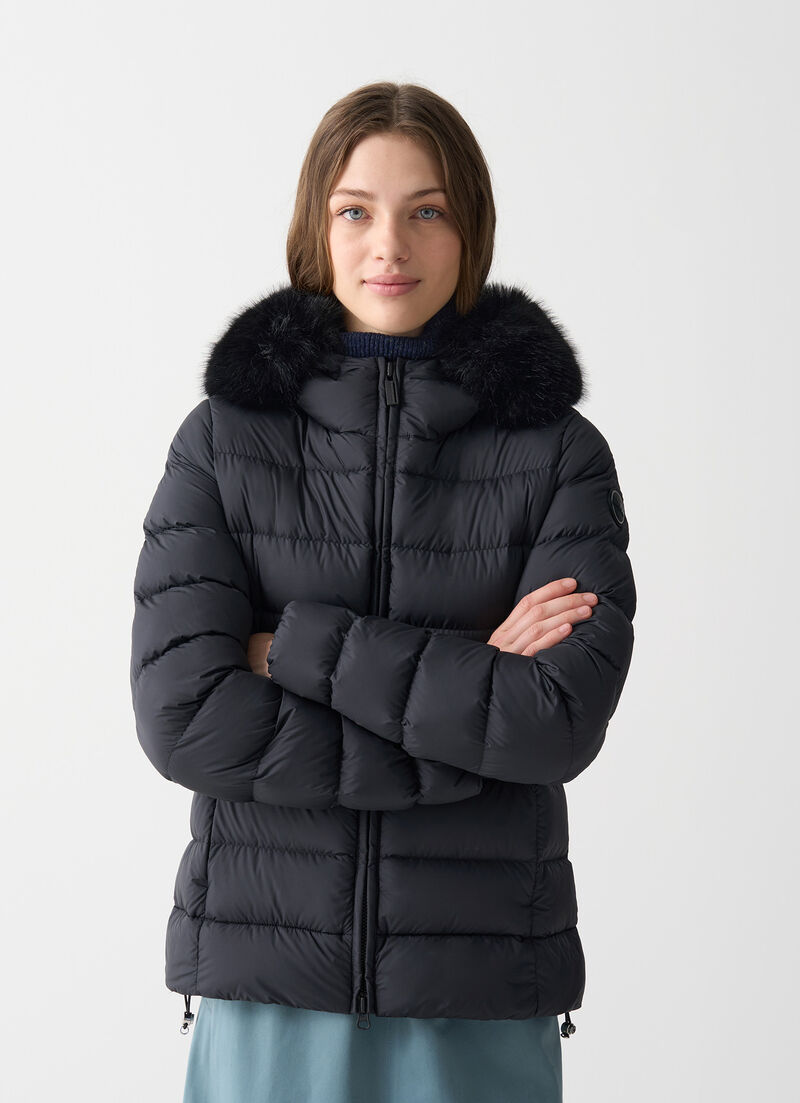 Opaque down jacket with faux fur