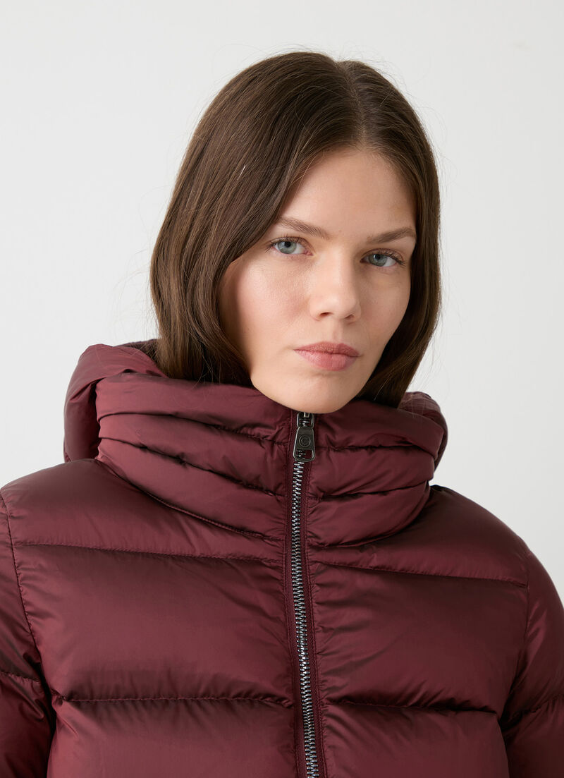 Down jacket with detachable hood and drawstring