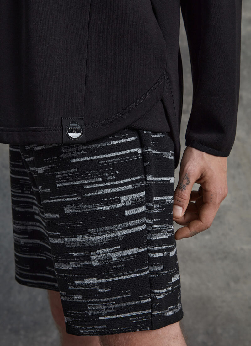 Crewneck sweatshirt with seams on the chest and sleeves