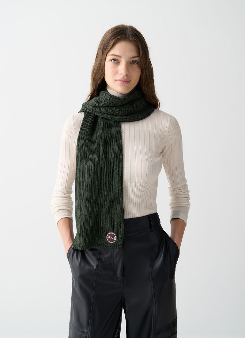 Unisex rib-knit scarf