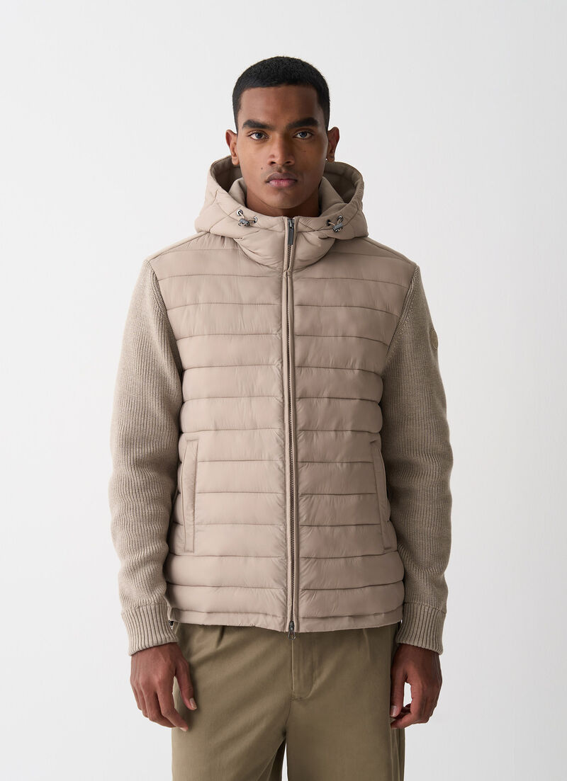 Hooded jacket with knit sleeves