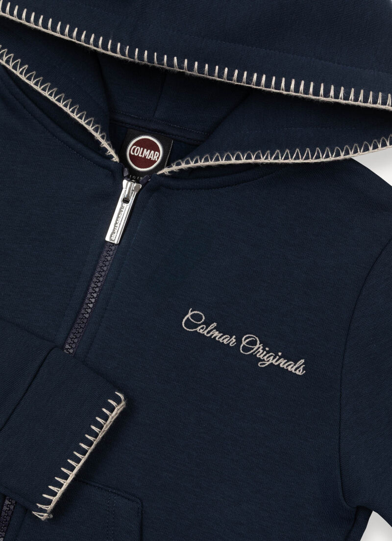 Hooded sweatshirt with embroidery