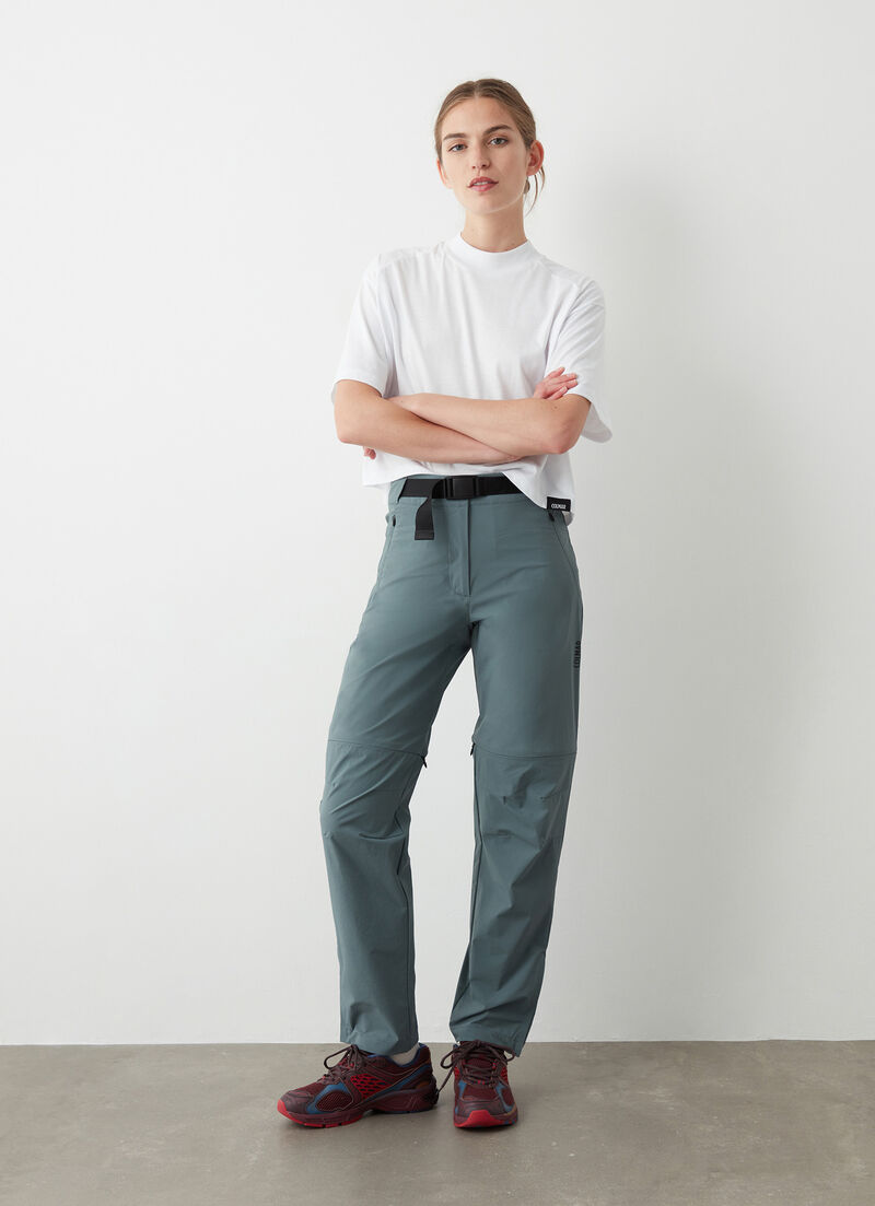 Technical zip-off trousers