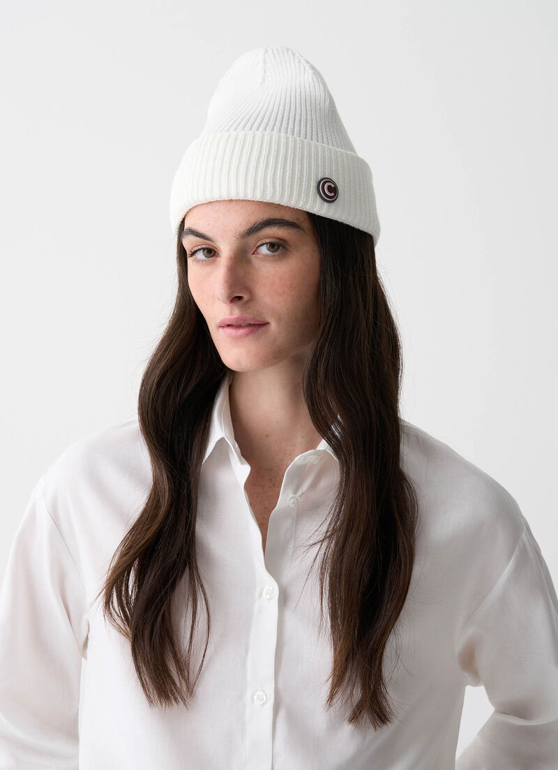 Unisex chenille-effect hat