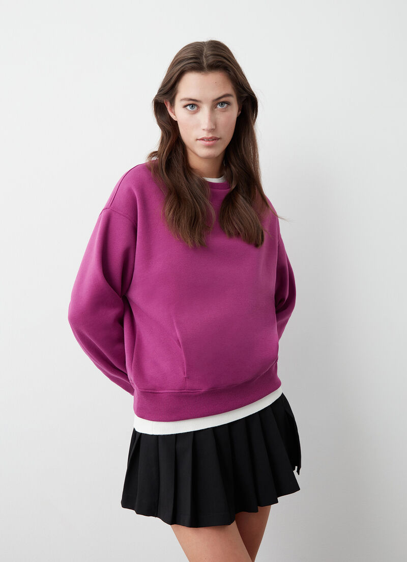 Crew-neck sweatshirt with darts