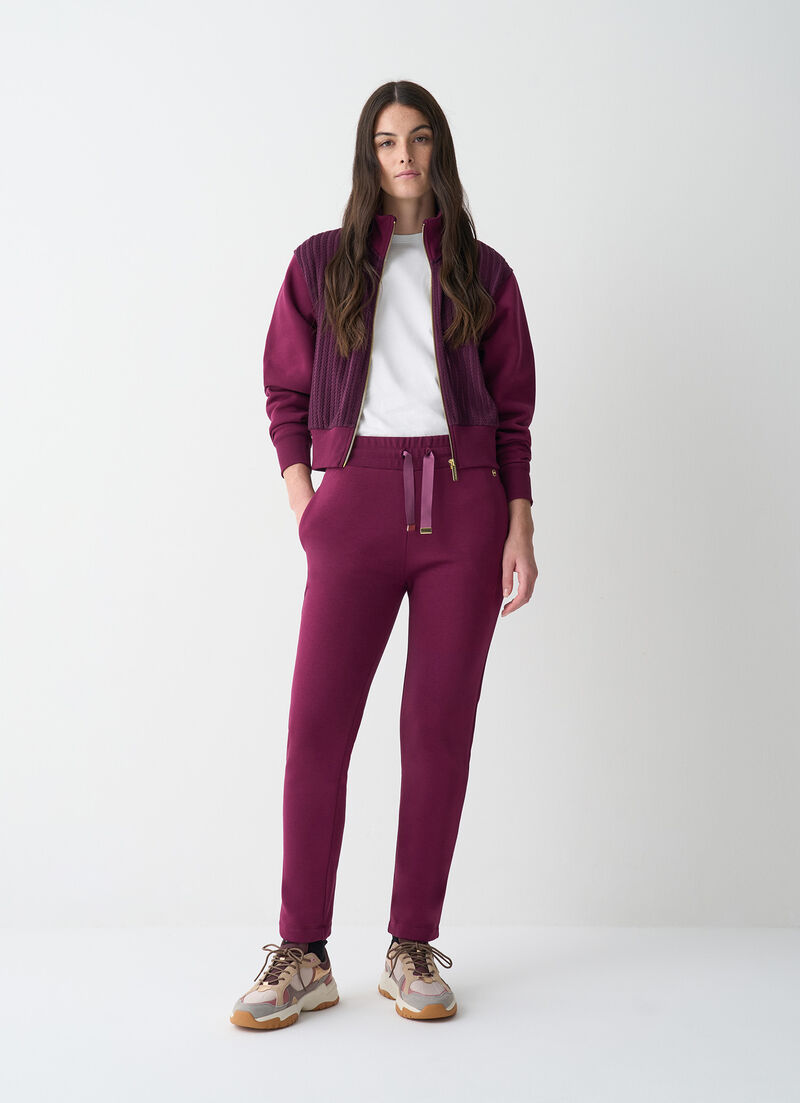 Tracksuit bottoms with drawstring