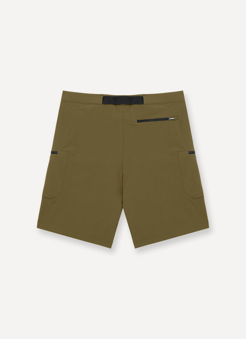 Technical cargo shorts
