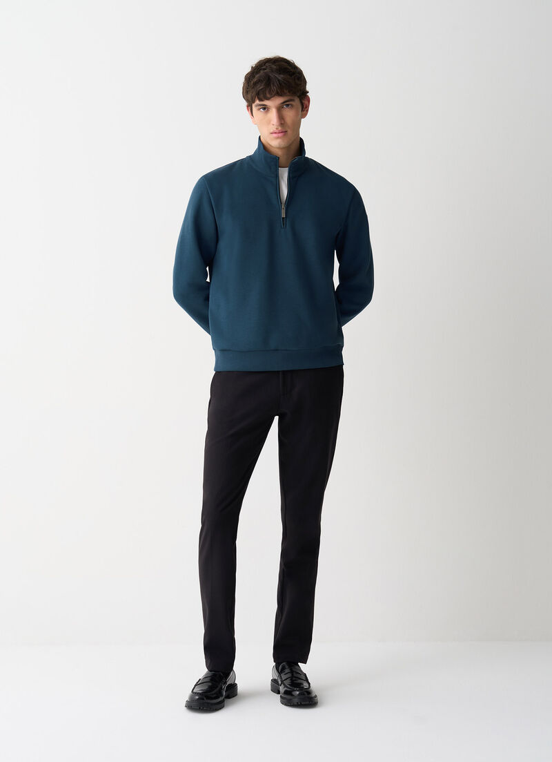Half zip sweatshirt