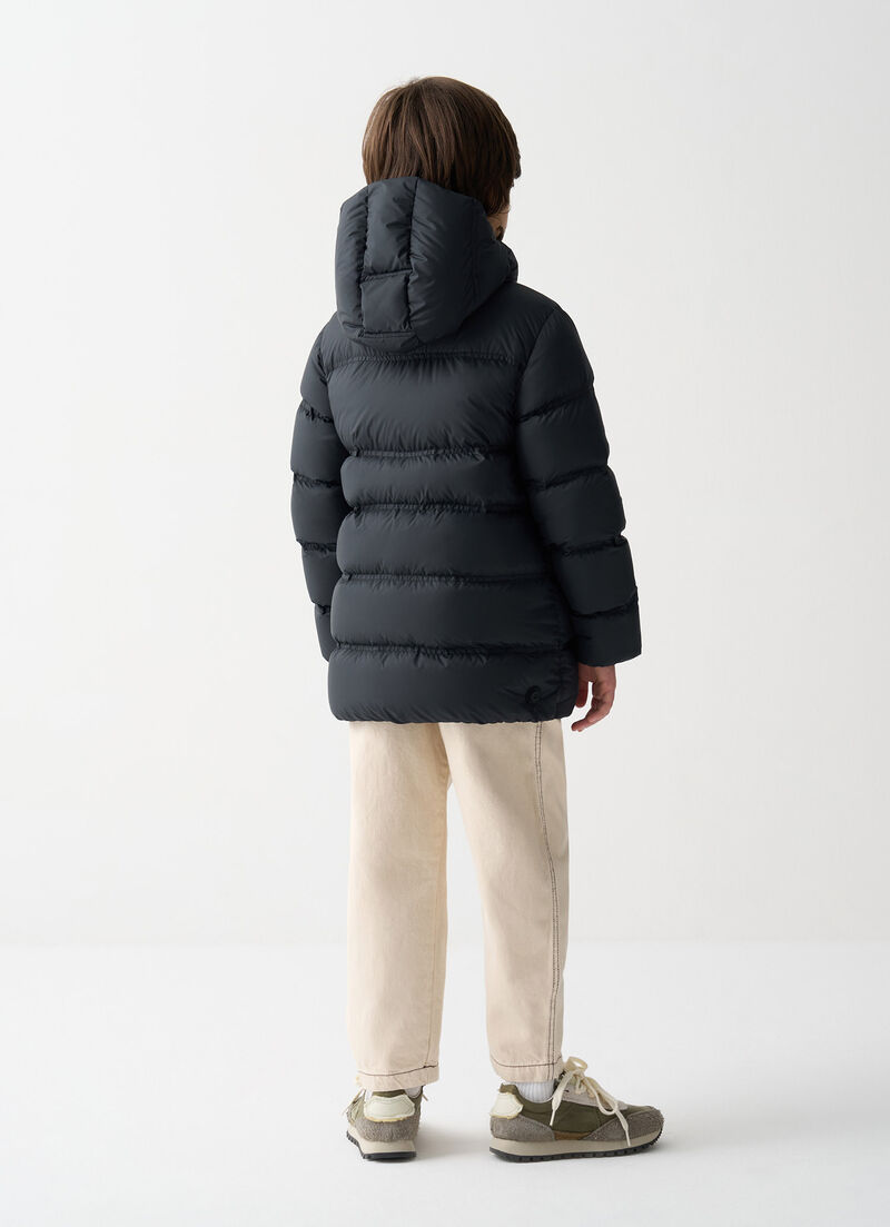 Hooded opaque down jacket