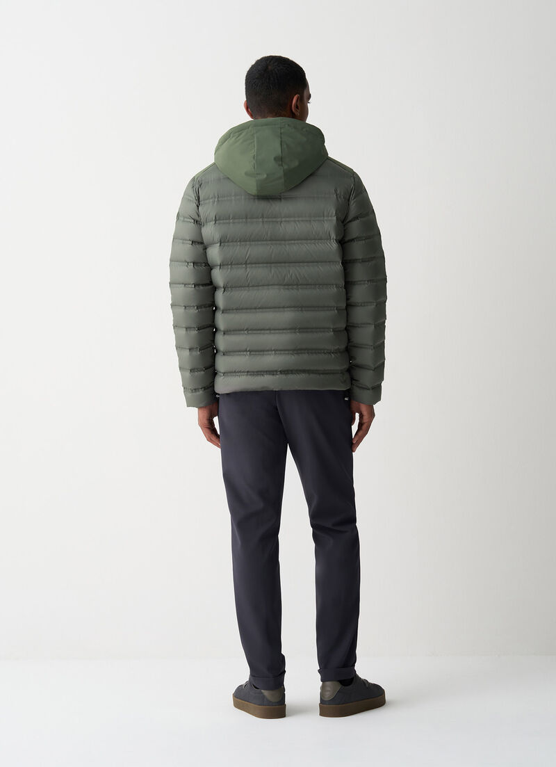 Seamless down jacket with removable hood