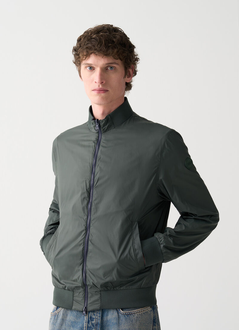 Reversible bomber jacket