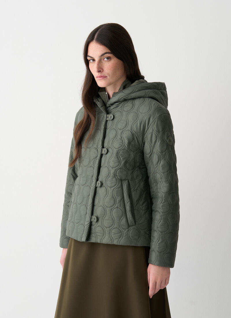 Light teardrop-quilted jacket.