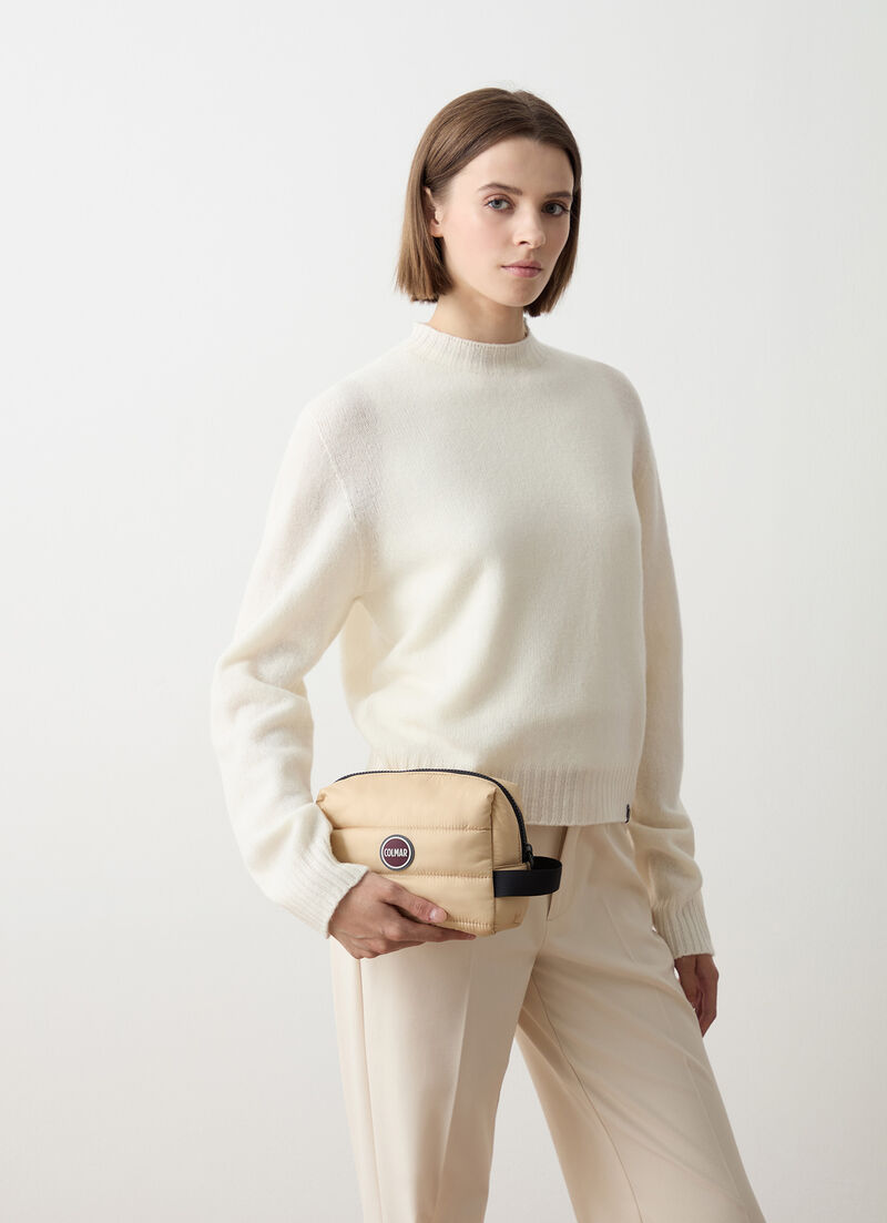 Unisex quilted clutch bag