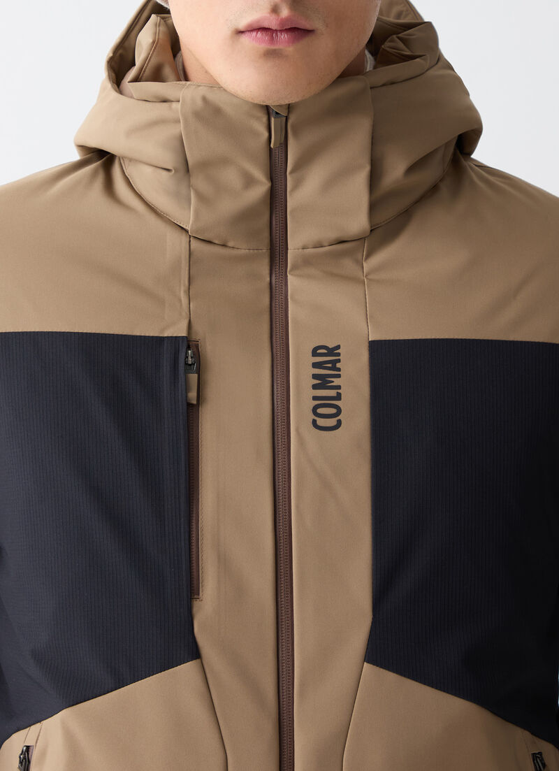 Ski jacket with ventilation zip