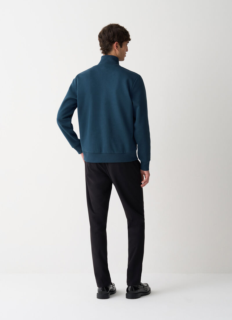 Half zip sweatshirt